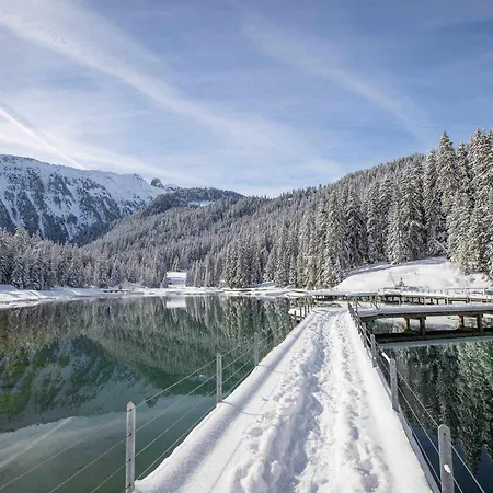 1850: 2 Pieces, Balcon Plein Sud, Parking - Fr-1-575-17 Lägenhet *